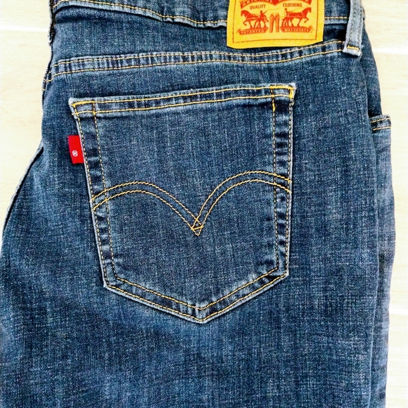 Levi's Boyfriend Jeans Size 33 Dark Blue - Picture 6 of 8